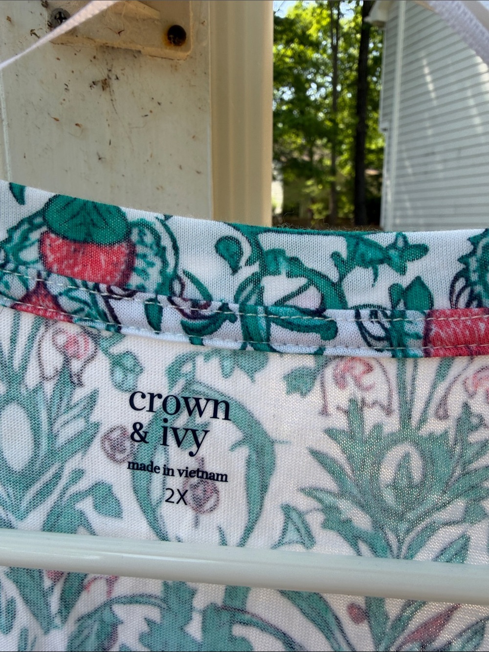 crown & ivy Teal and Pink Floral Short-Sleeve Blouse - Picture 2 of 2